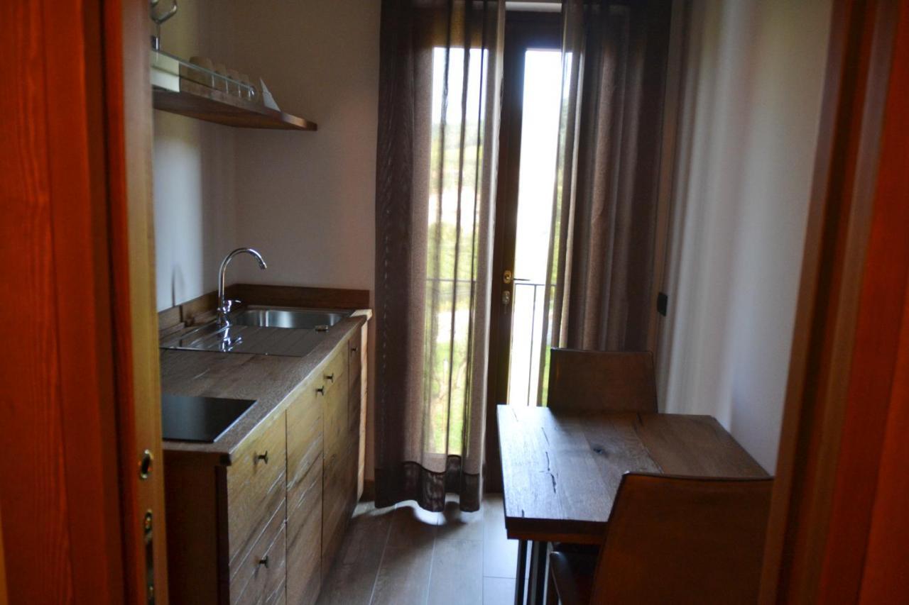 Agriturismo Tamellini โซอาวี ภายนอก รูปภาพ